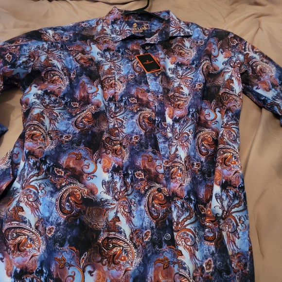Steve Land designer Shirt Never worn. - Picture 2 of 2